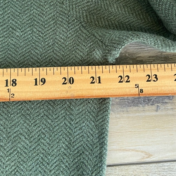 J. Crew Men's Henley Zip Mock Neck Sweater Size M Green Cotton Long sleeve - Picture 4 of 8